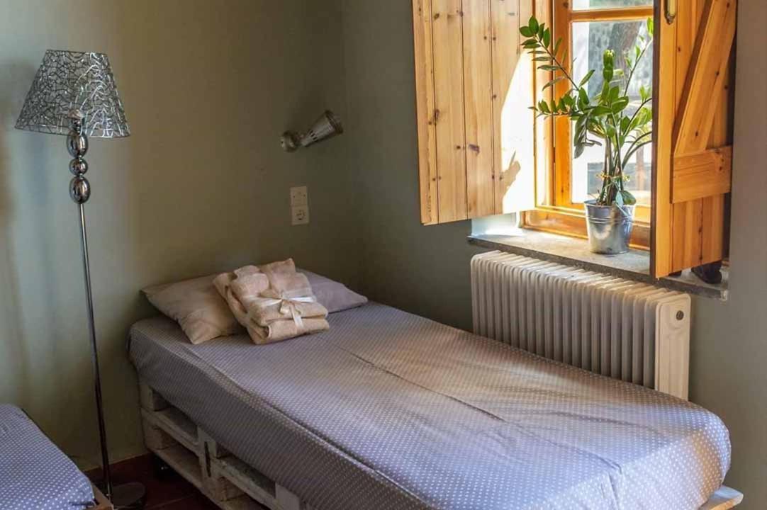 Arsinoe - Cosy Guesthouse- Méthana Екстериор снимка